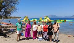 Καλοκαιρινά μπάνια για τους Αστέγους –μια ακόμη πρωτοποριακή δράση του Δήμου Πατρέων και του ΚΟΔΗΠ συνεχίζεται
